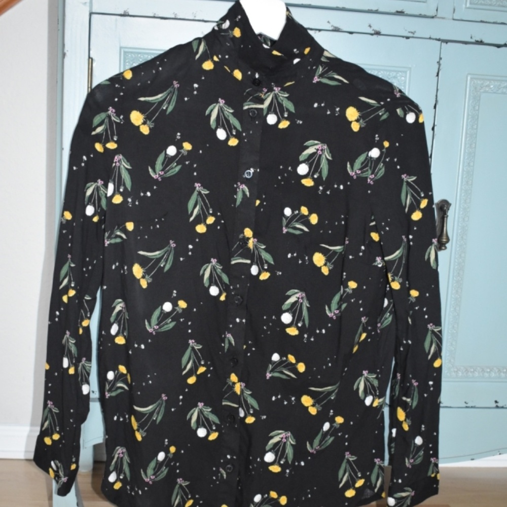 Floral H&M shirt